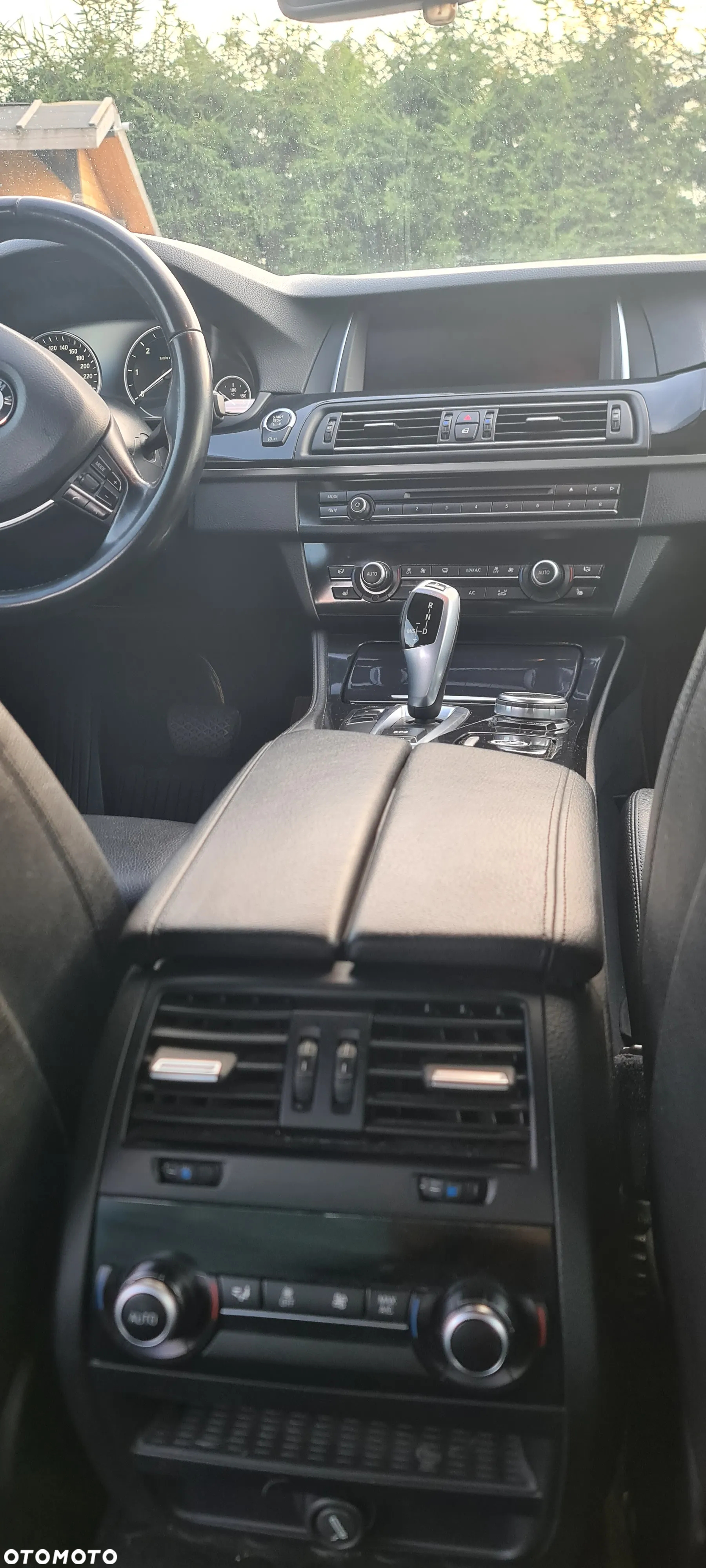 BMW Seria 5 520d Efficient Dynamics Luxury Line - 11