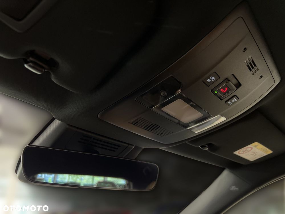 Lexus UX - 29