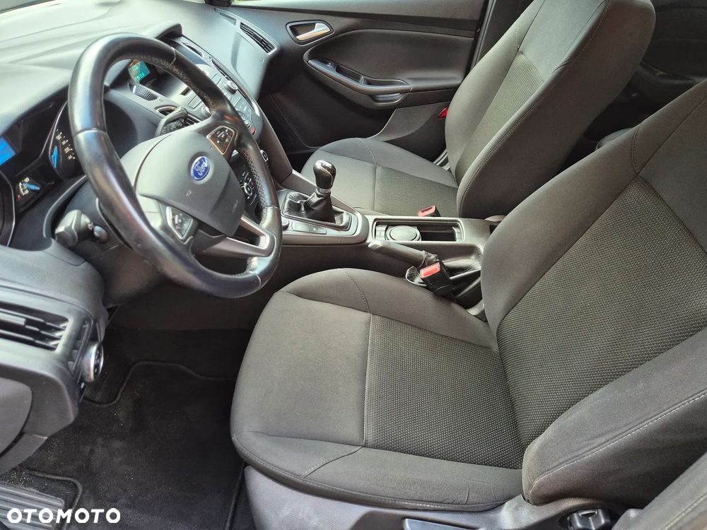 Ford Focus - 15