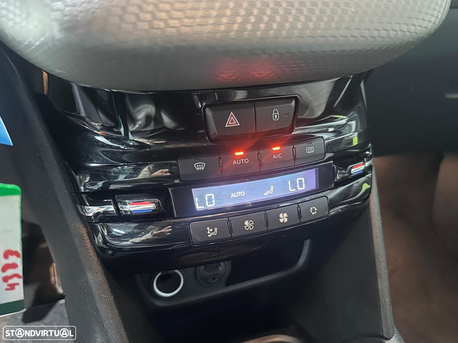 Peugeot 208 1.2 PureTech Active - 32