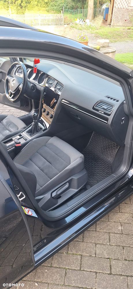 Volkswagen Golf 1.5 TSI BMT Highline - 17