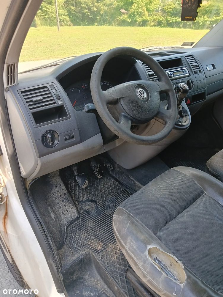 Volkswagen Transporter T5 - 10