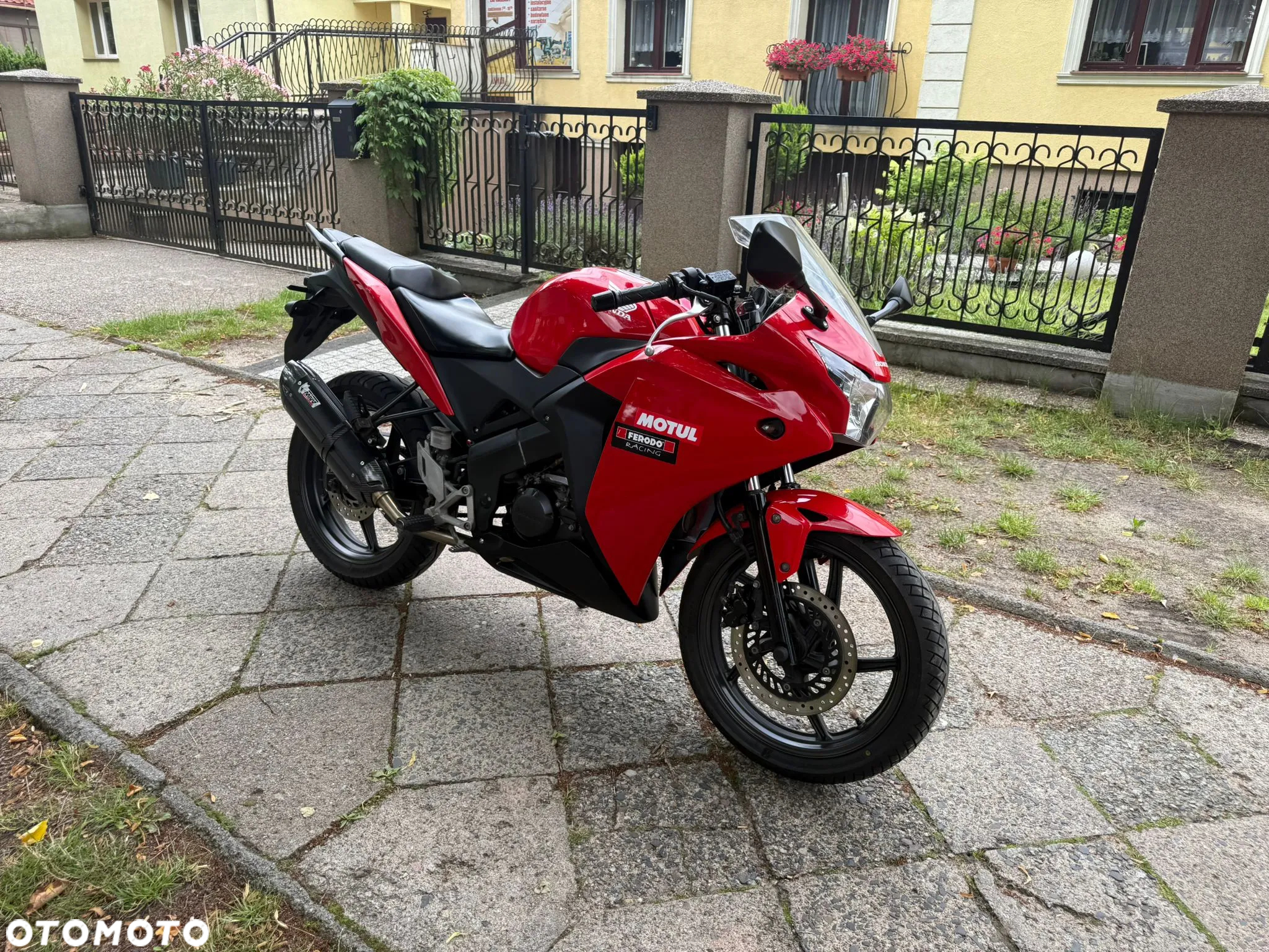Honda CBR - 3