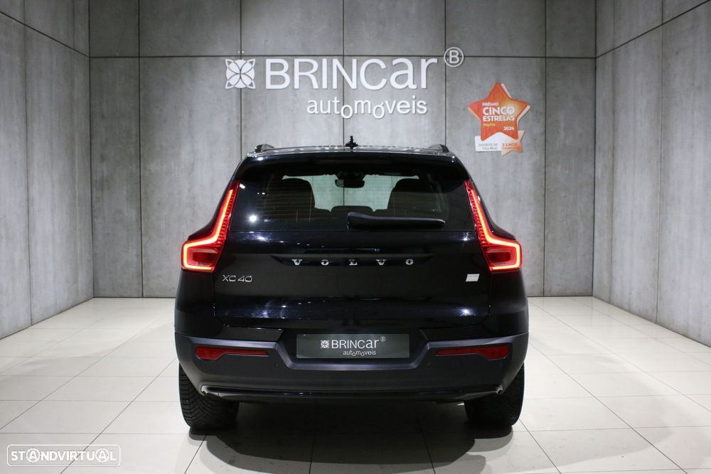 Volvo XC 40 Recharge Core - 15