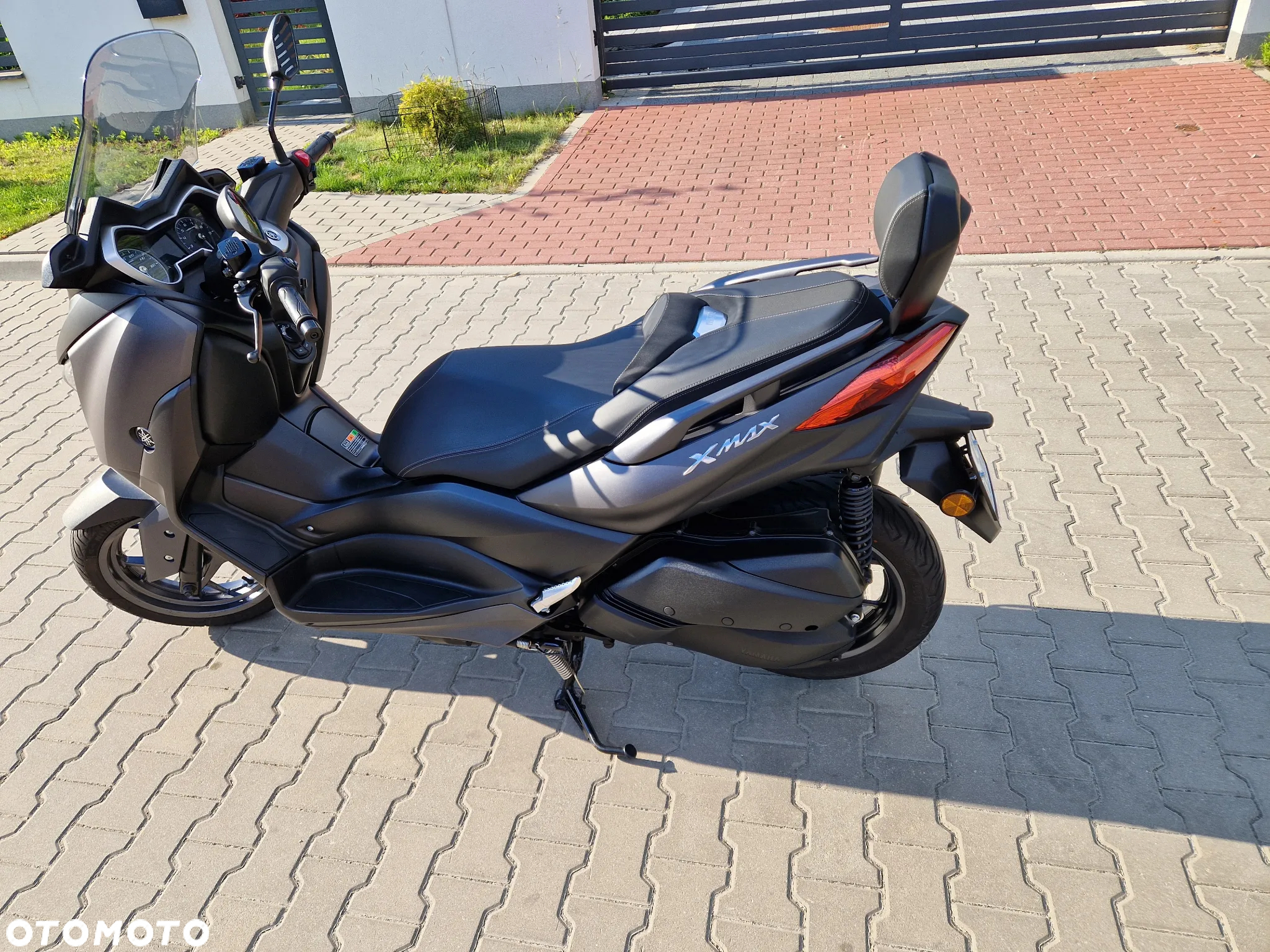 Yamaha X-max - 6
