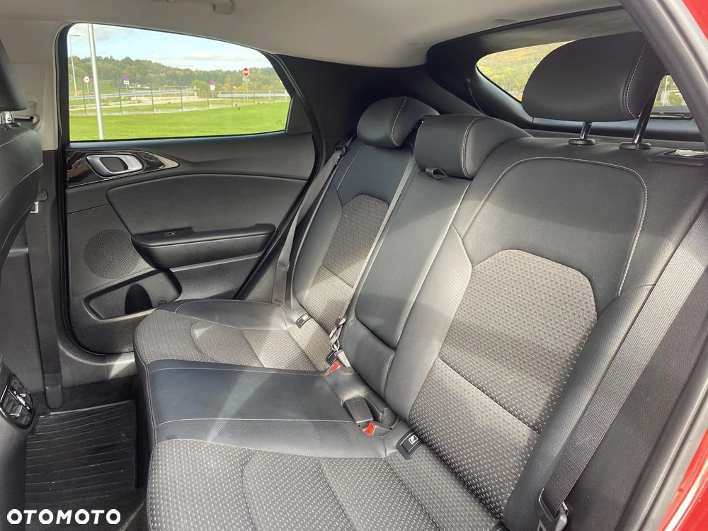 Kia XCeed 1.4 T-GDI L DCT - 16