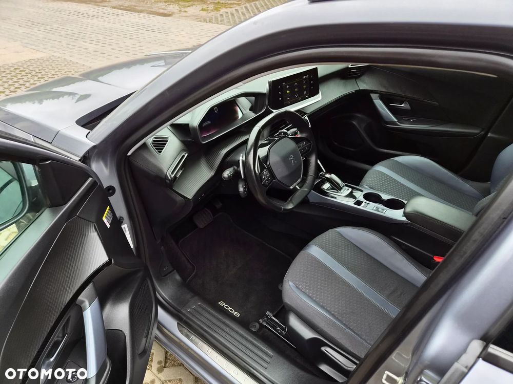 Peugeot 2008 1.5 BlueHDi Allure Pack S&S EAT8 - 9