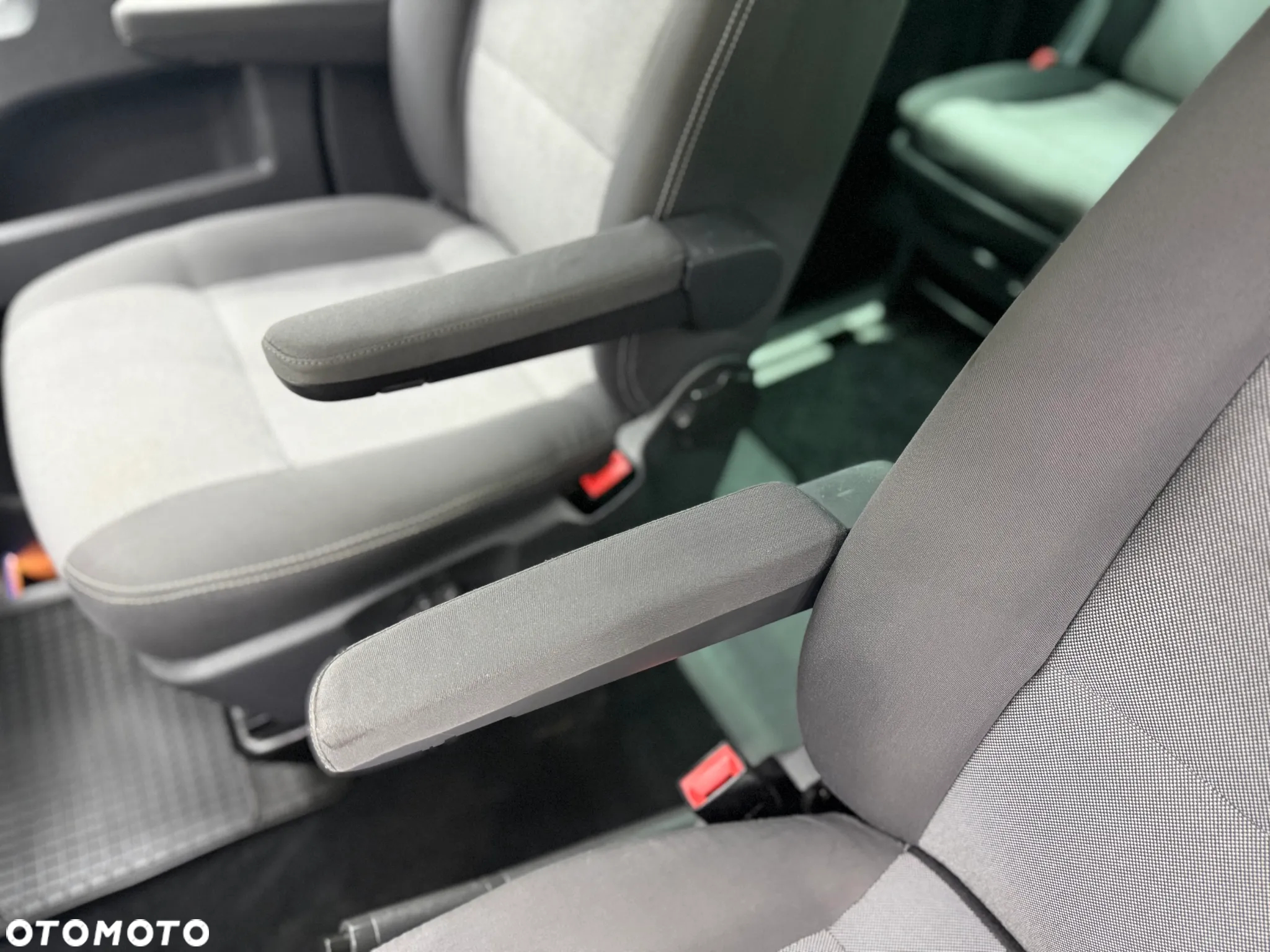 Volkswagen Multivan TDI L1 Startline - 33