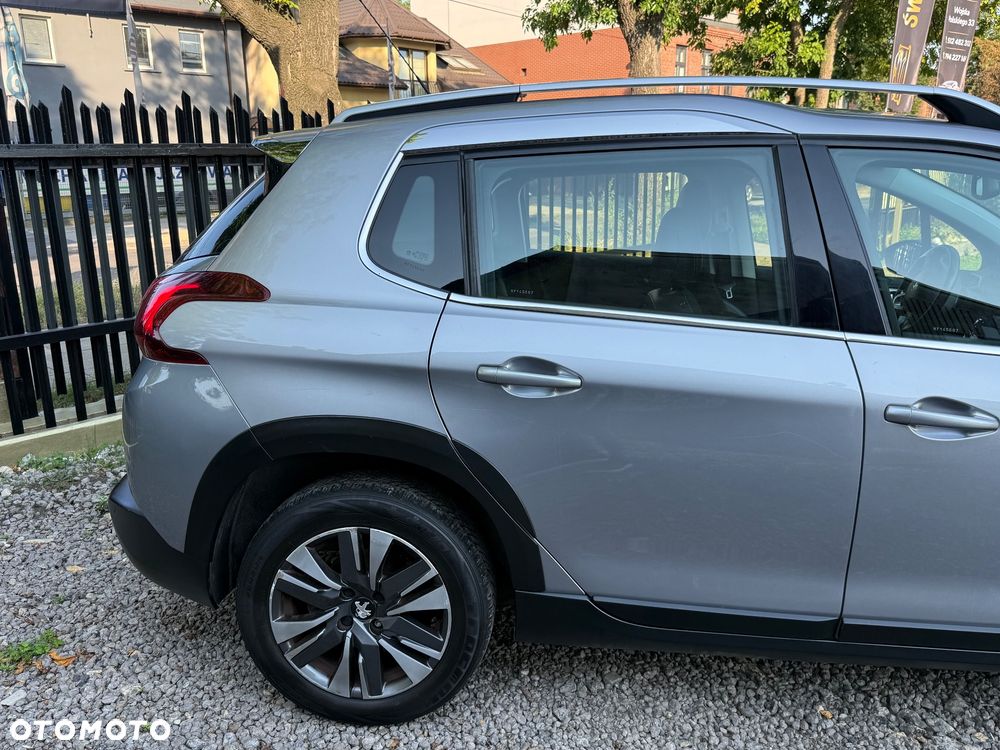 Peugeot 2008 1.2 Pure Tech GPF Crossway S&S - 19