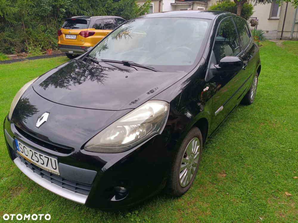 Renault Clio 1.2 16V 75 TomTom Edition - 2