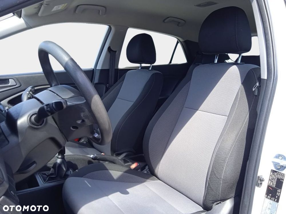 Hyundai i20 1.2 Classic Plus - 25