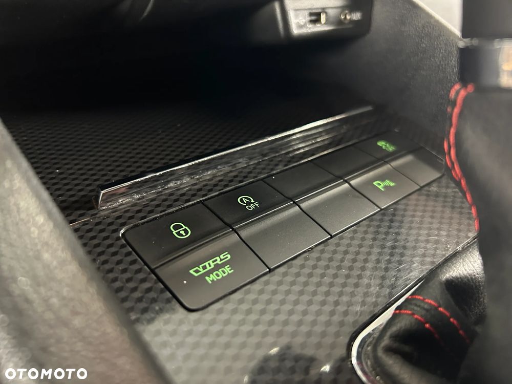 Skoda Octavia 2.0 TDI RS DSG - 14