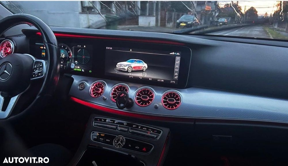 Mercedes-Benz E 300 de 9G-TRONIC - 1