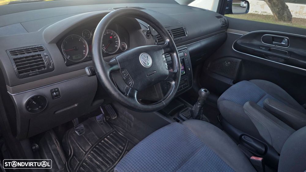 VW Sharan 1.9 TDi Confortline - 9