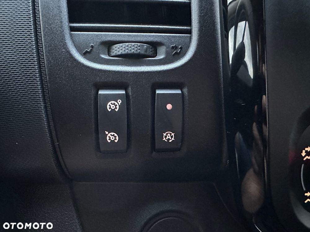 Renault Trafic L2H1 Długi 1.6 DCi 125KM Klima Webasto REGAŁY - 37