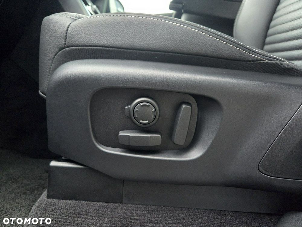 Land Rover Discovery - 30