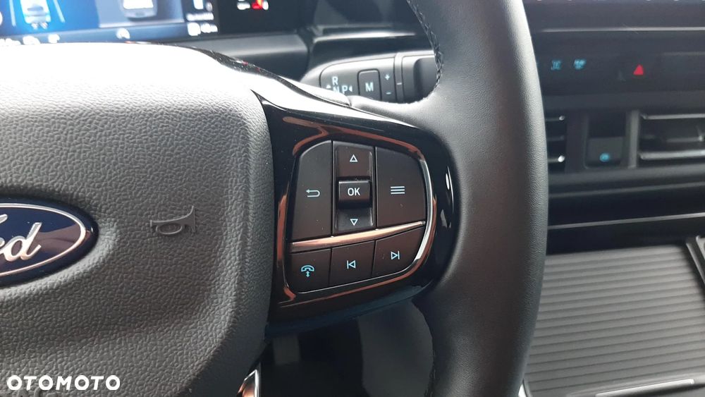 Ford Tourneo Custom 2.0 EcoBlue 320 L2 Titanium - 25