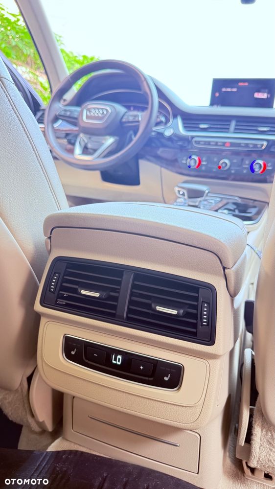 Audi Q7 - 5