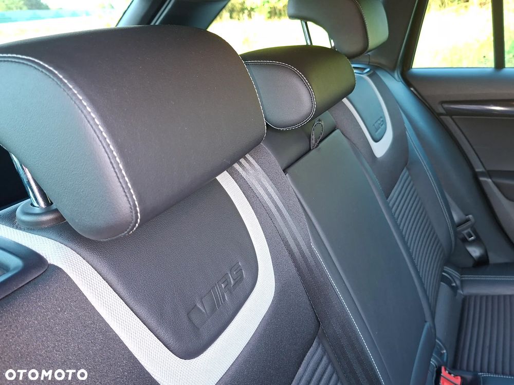 Skoda Octavia 2.0 TDI DSG RS - 30