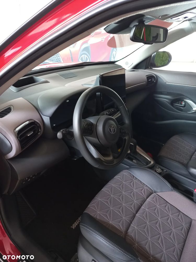 Toyota Yaris Cross Hybrid 1.5 Executive AWD - 3