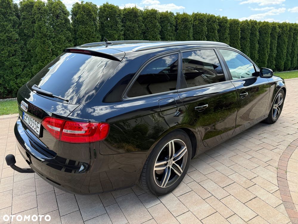 Audi A4 Avant - 4