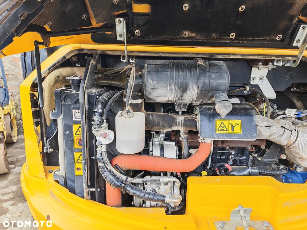 JCB 85 Z2 2022 Rok - 11
