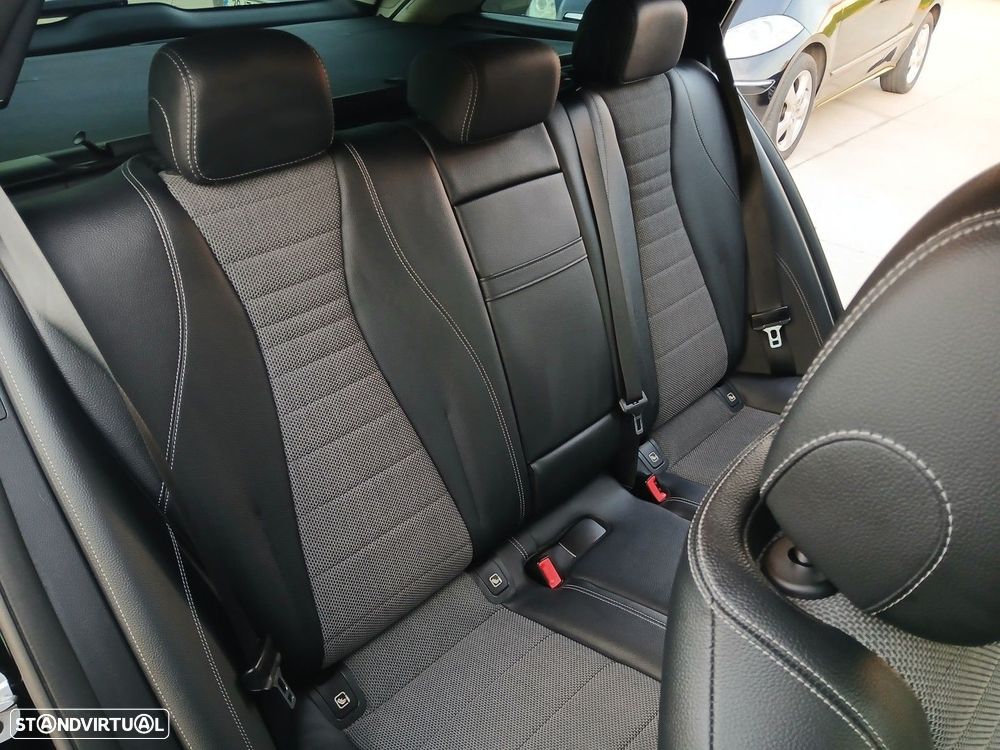 Mercedes-Benz E 300 de T 9G-TRONIC Avantgarde - 12