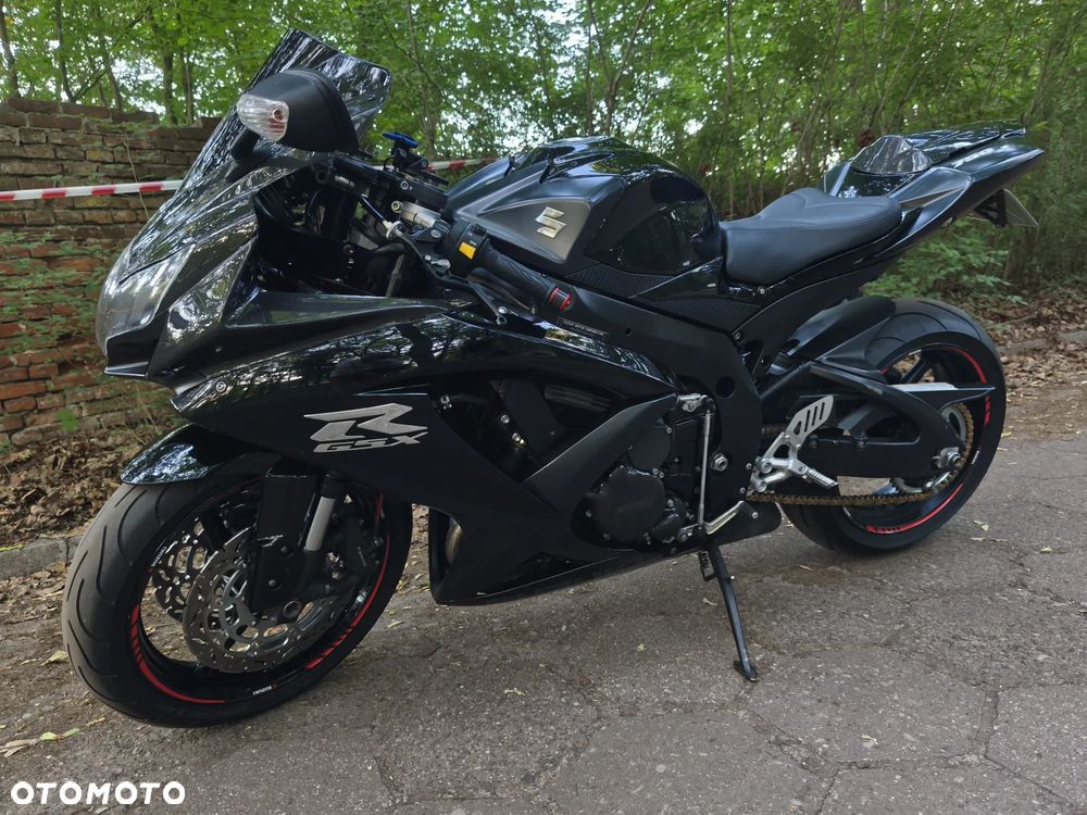 Suzuki GSX-R - 16