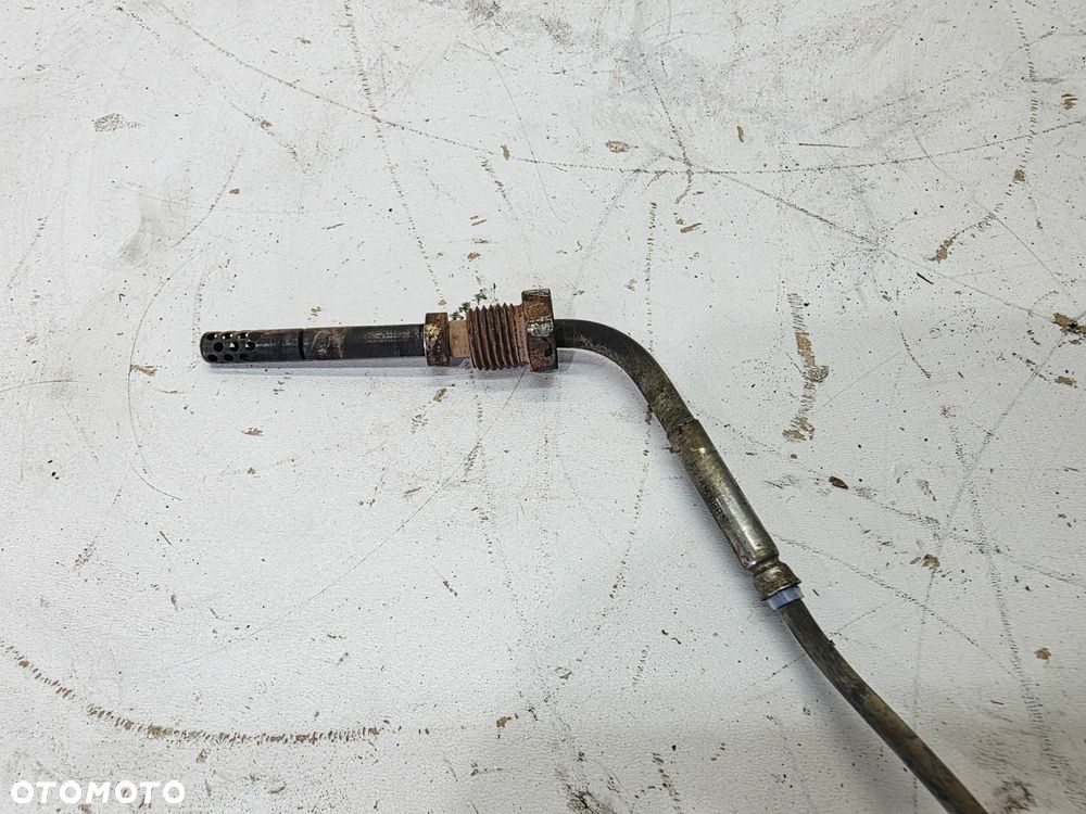CZUJNIK TEMPERATURY SPALIN AUDI A6 C6 Q7 4L 3.0 TDI 059906088S - 4