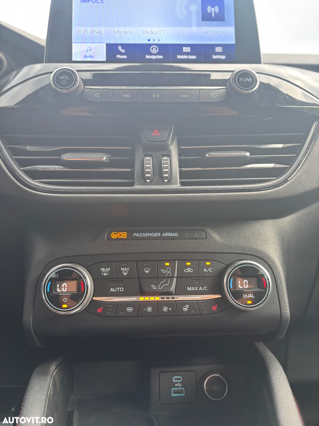 Ford Kuga 2.5 Duratec FWD PHEV ST-Line X - 14
