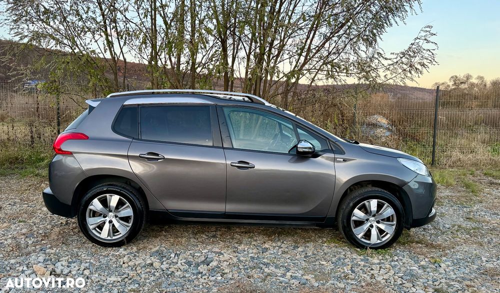 Peugeot 2008 ver-puretech-100-style - 39