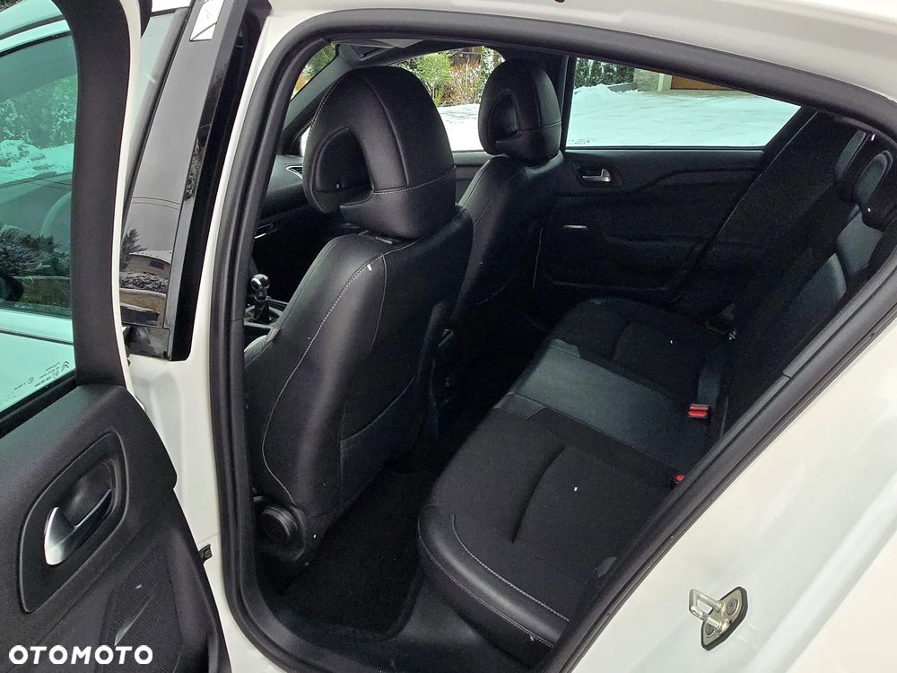 Citroën DS4 VTi 120 SoChic - 10