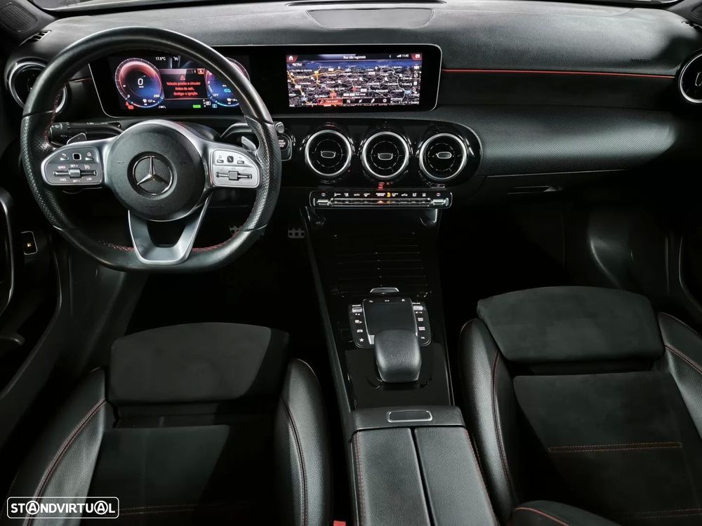 Mercedes-Benz A 250 Limousine e AMG Line - 16