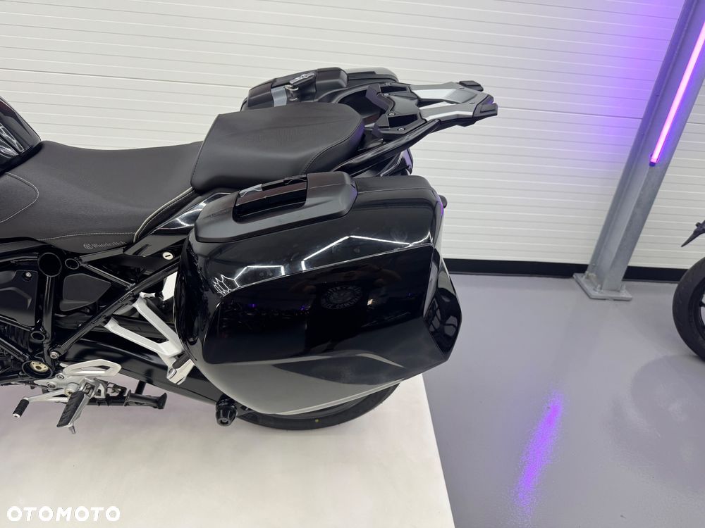 BMW RS - 26