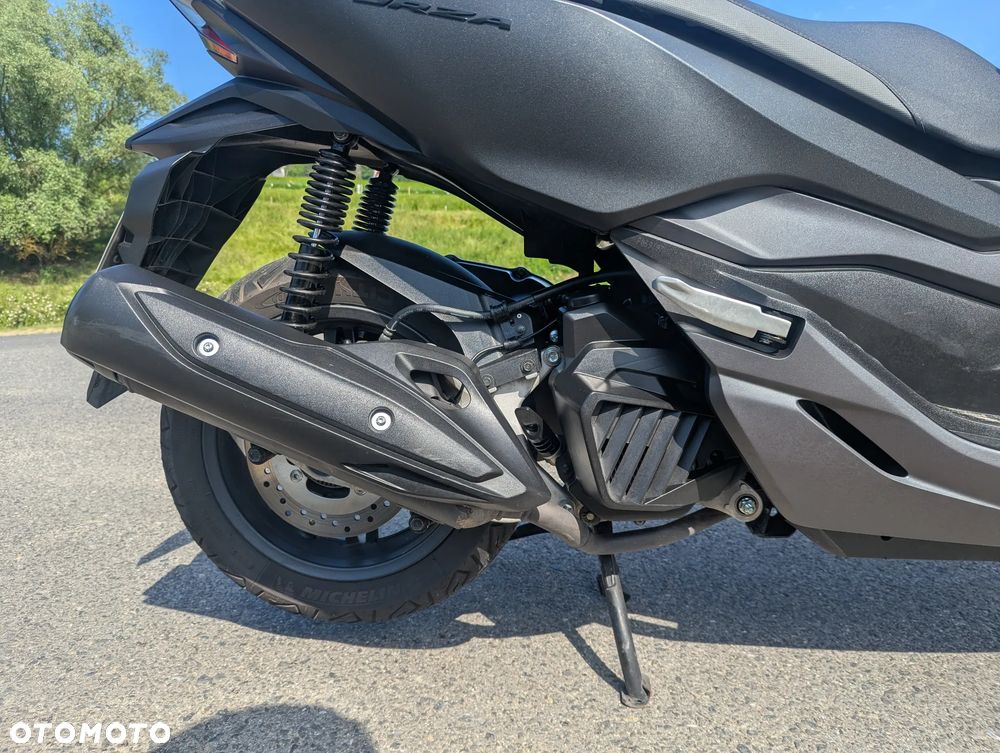 Honda NSS - 17