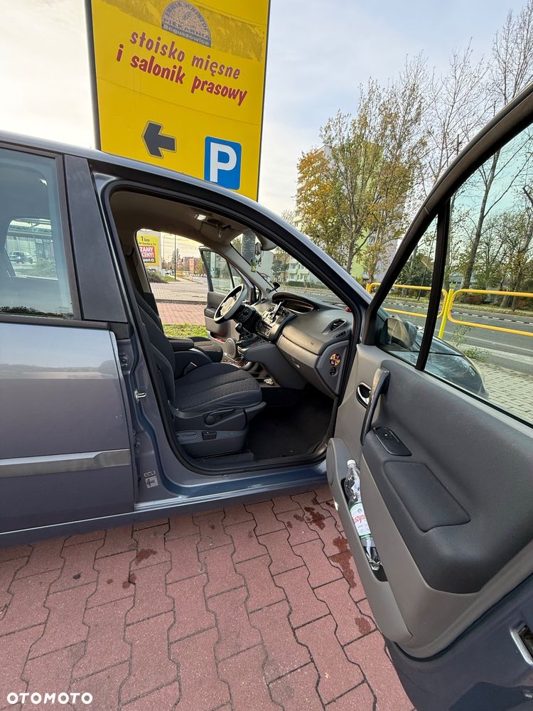 Renault Grand Scenic Gr 2.0 16V Emotion - 4