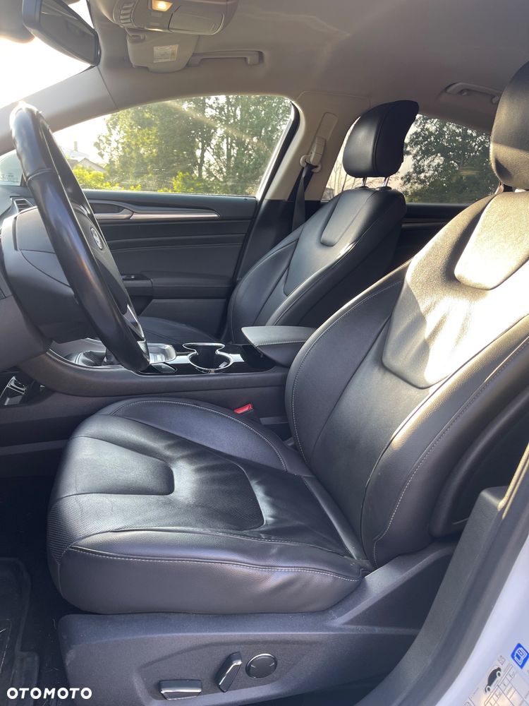 Ford Mondeo 2.0 TDCi Titanium - 13