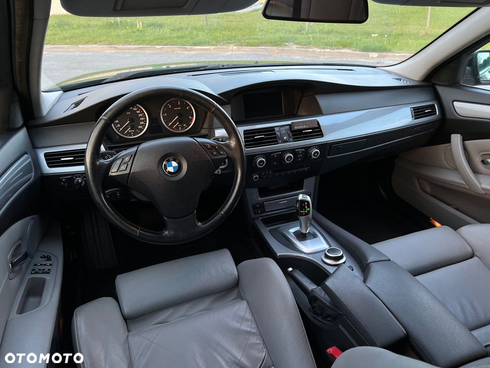 BMW Seria 5 520d Edition Exclusive - 10