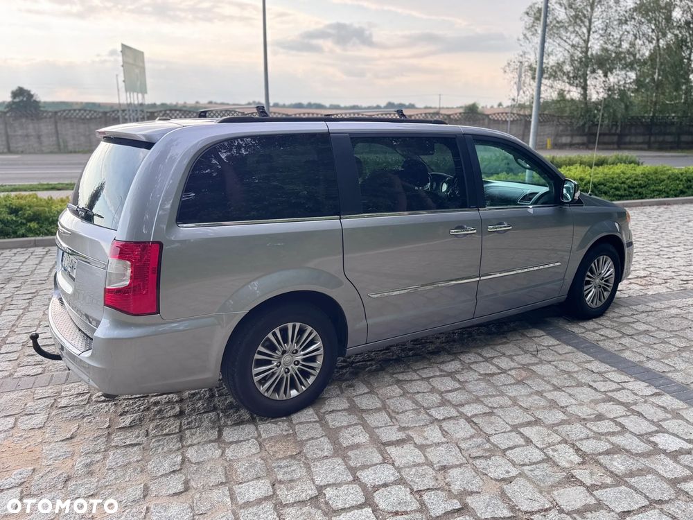 Chrysler Town & Country 3.6 Touring - 7