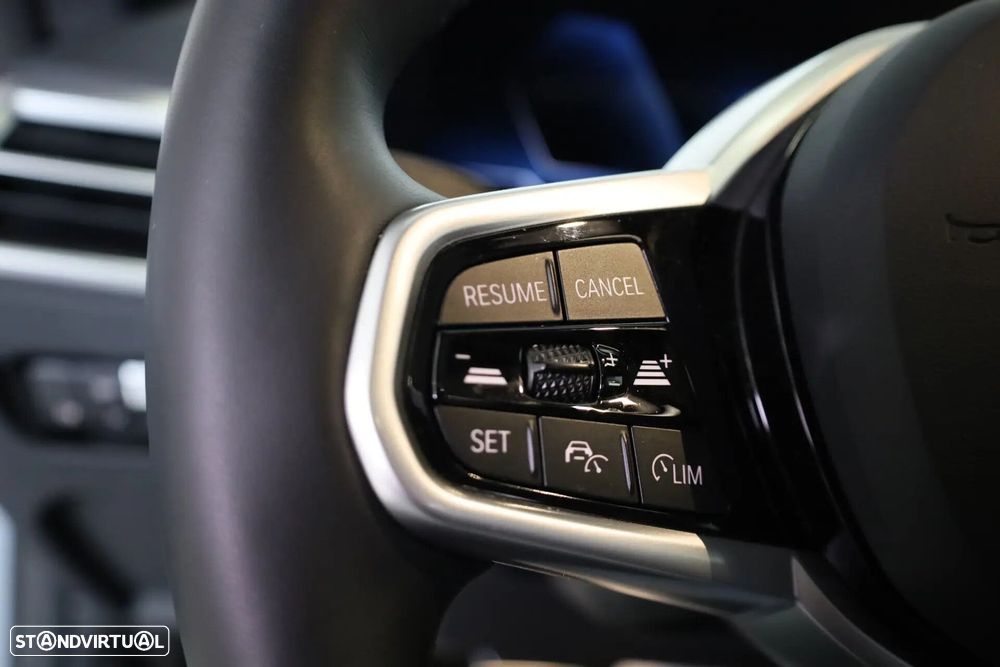 BMW i4 eDrive40 Edição Desportiva M - 38