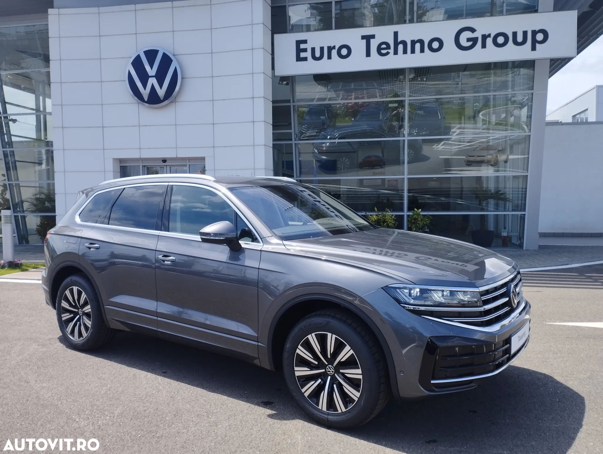 Volkswagen Touareg V6 TDI 4MOTION Elegance - 1