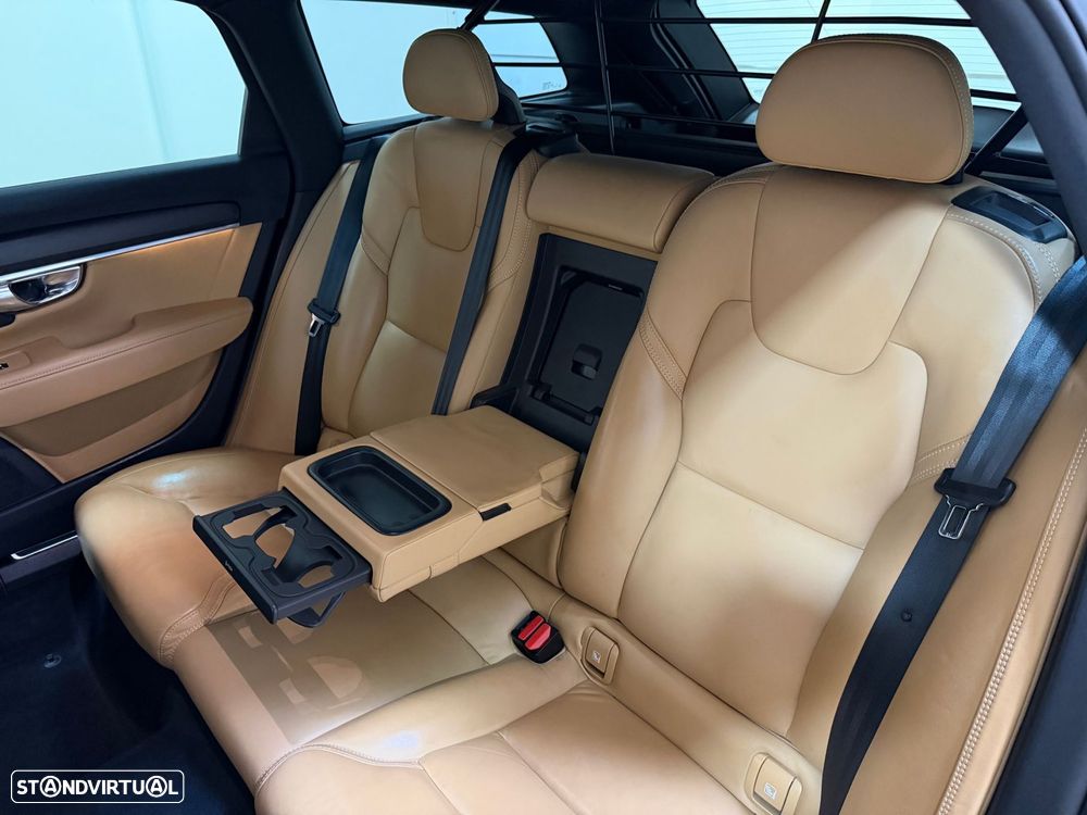 Volvo V90 Cross Country 2.0 D4 Pro AWD Geartronic - 53