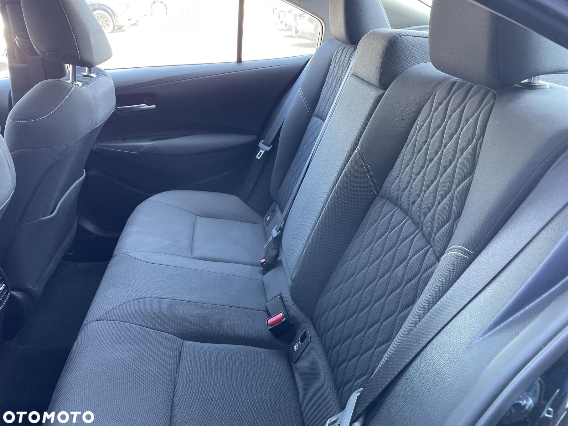 Toyota Corolla - 16