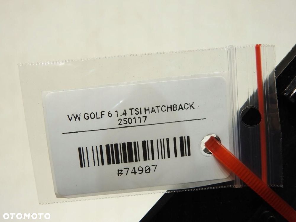 LISTWA OZDOBNA KONSOLI PRAWA VW GOLF VI 5K1858415B - 4