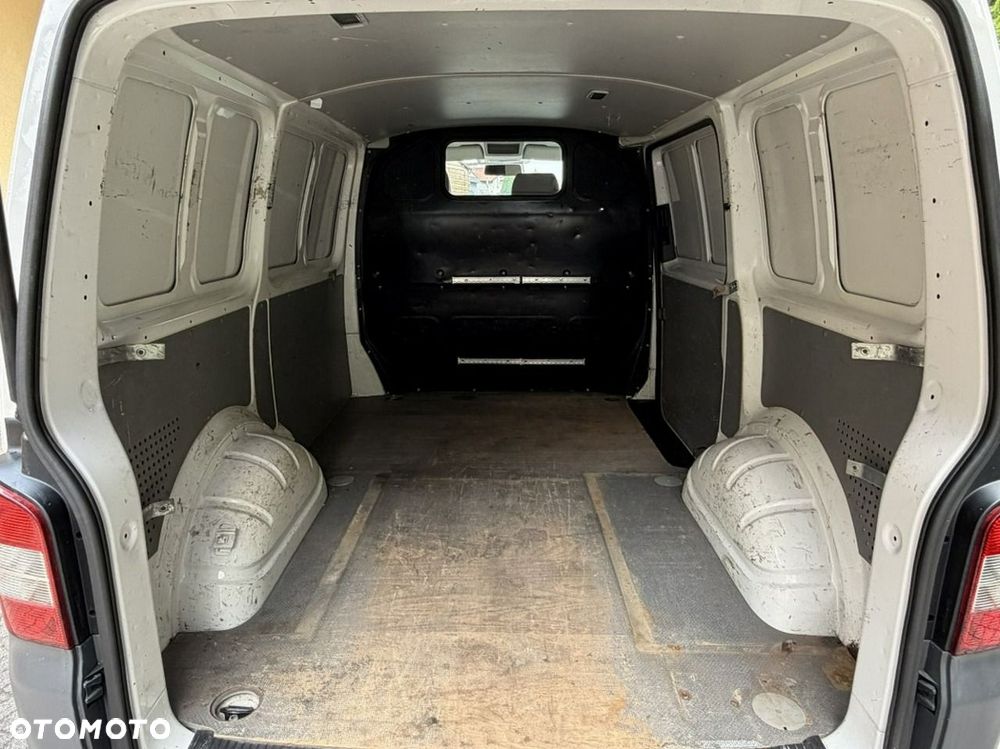 Volkswagen Transporter - 14