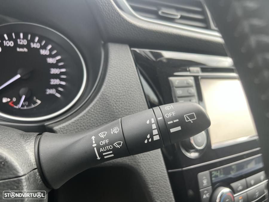 Nissan Qashqai 1.5 dCi N-Connecta - 33