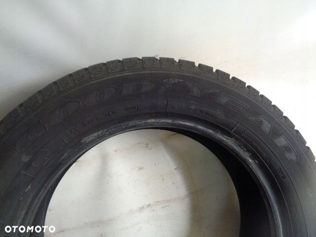 GOODYEAR VECTOR 215/60R17 96V - 8
