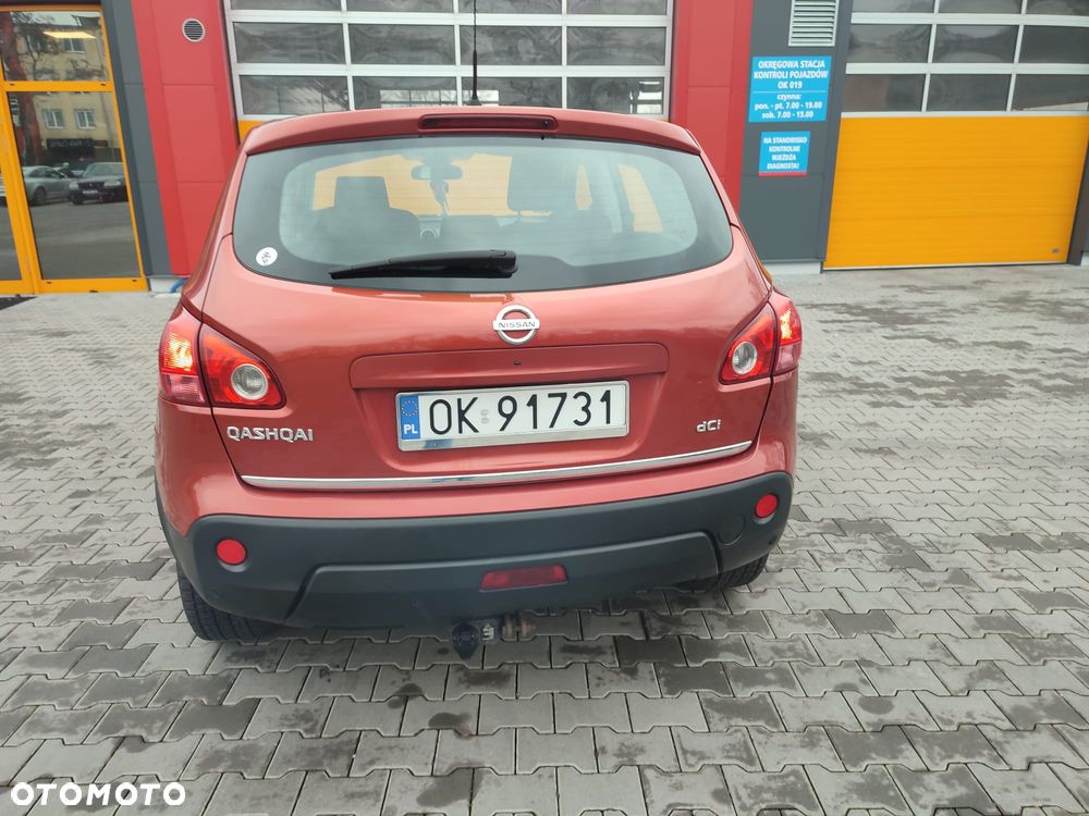 Nissan Qashqai 2.0 dCi DPF tekna - 8