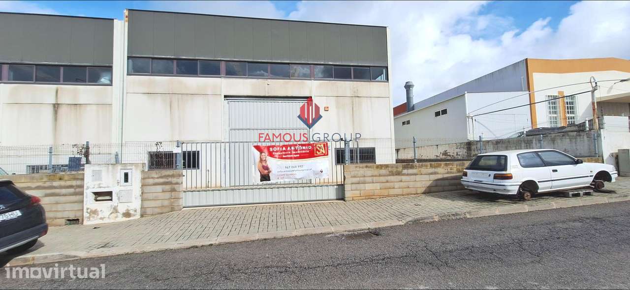 Armazém para serviços e indústria- Pateiro -Lagoa - Grande imagem: 3/44