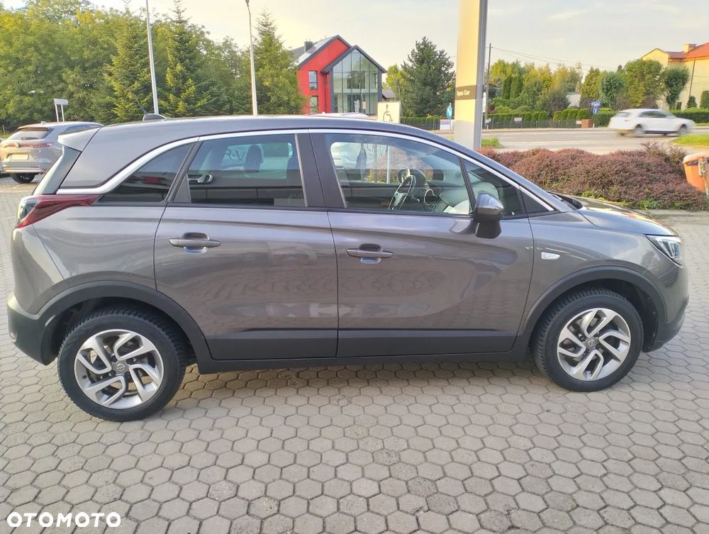 Opel Crossland X 1.2 T Enjoy S&S - 4